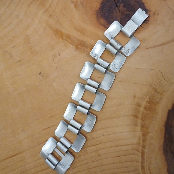 Sarah Coventry Silver Geometric Link Bracelet Floral Engraved Design - Picture 4 of 5